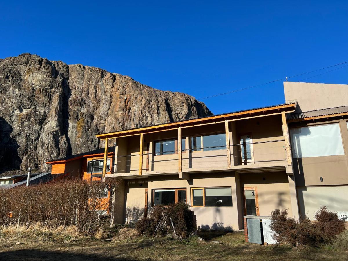Chalten Mountain Lofts 2 Эль-Чальтен Экстерьер фото